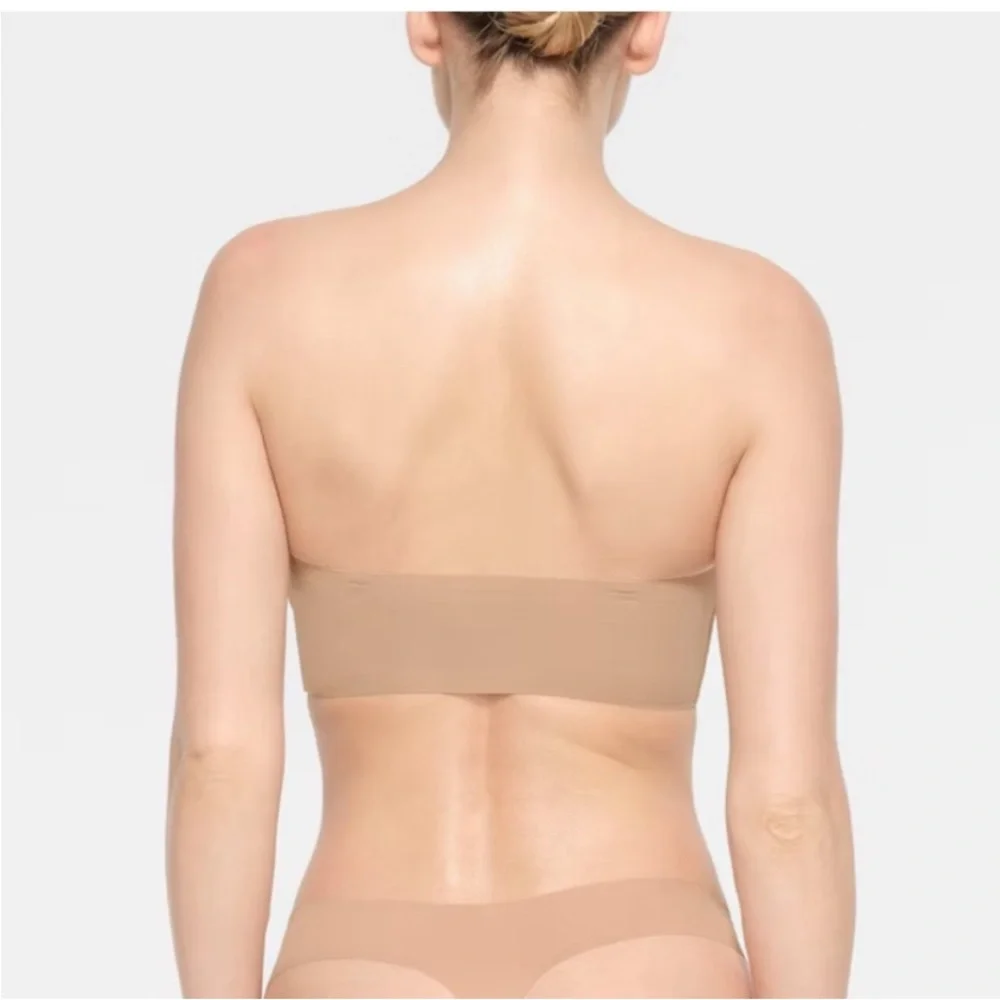 Skims Naked Bandeau Bra‎ Mica Size XS NWT - Picture 9 of 11